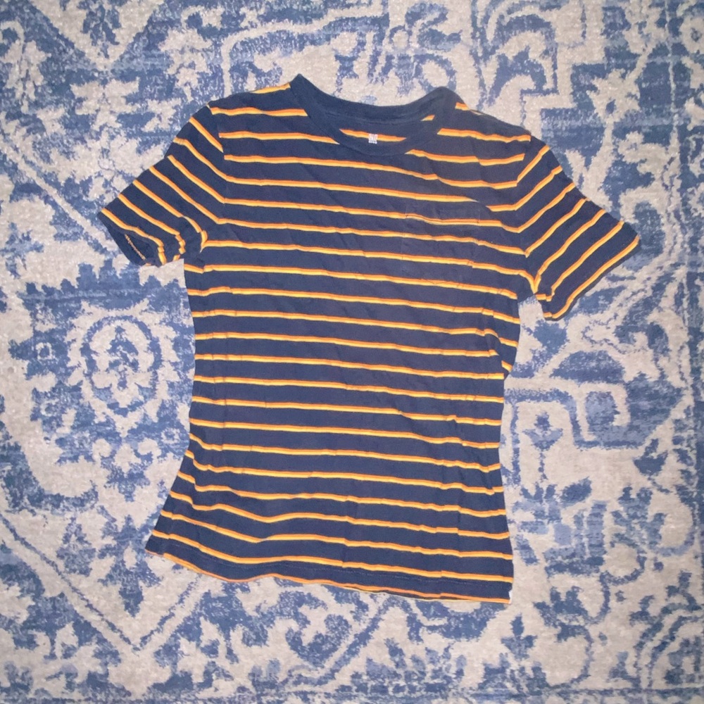 🚚 moving sale 5/$5 boys striped tee
